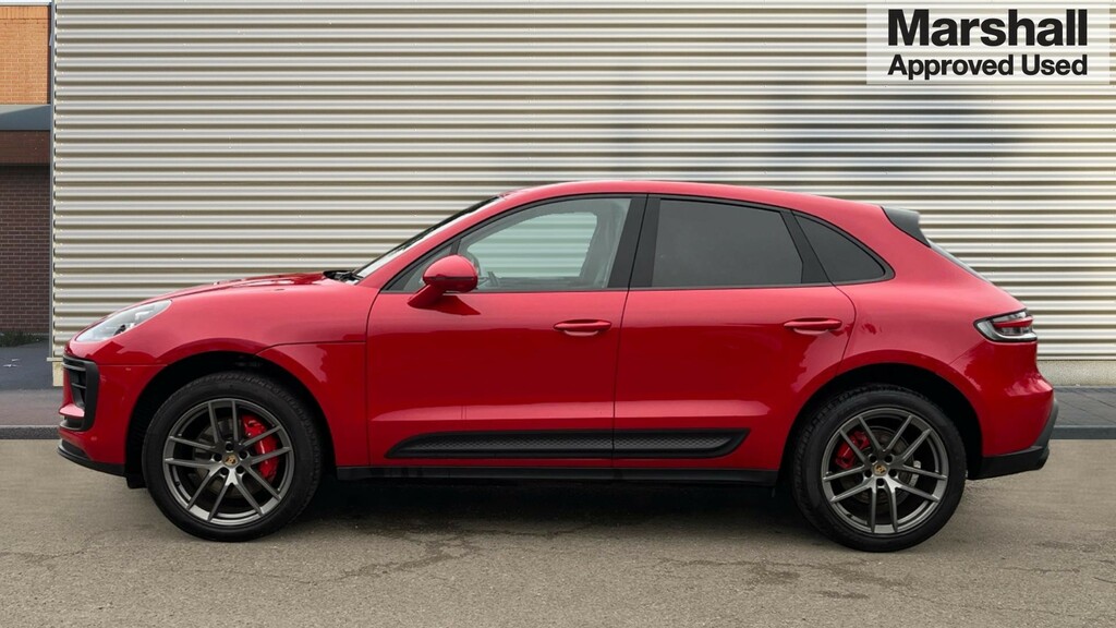 Porsche Macan Macan Estate S Pdk HT72EZG Red #6