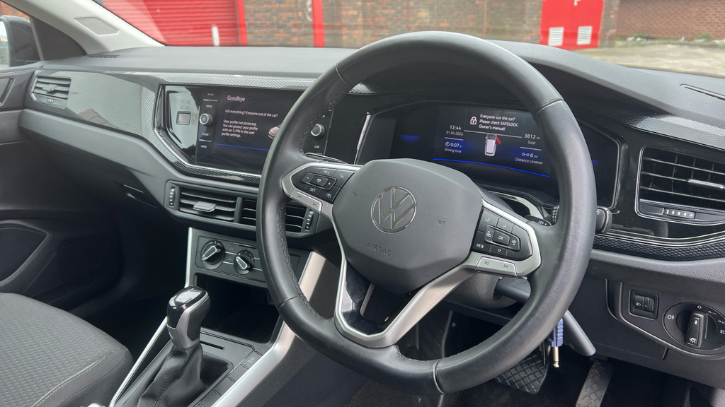 Volkswagen Polo Polo 1.0 Tsi Life Dsg YB25SBY Black #6