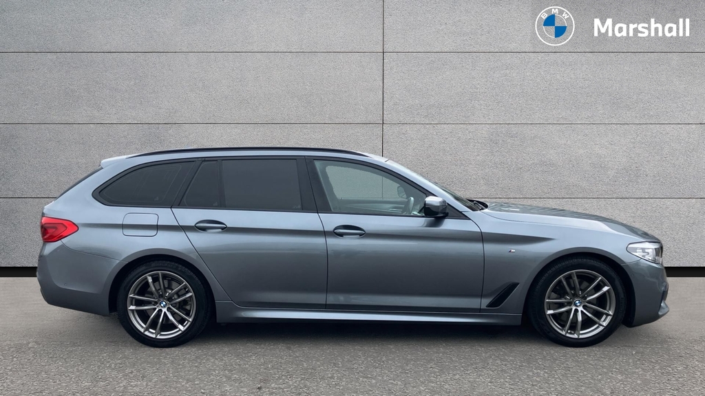 BMW 5 Series 5 Series 520D Mht M Sport YN70HYZ  #3
