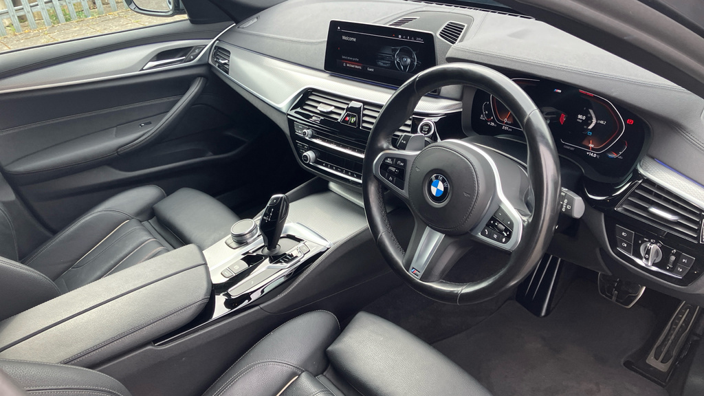 BMW 5 Series 5 Series 520D Mht M Sport YN70HYZ  #6