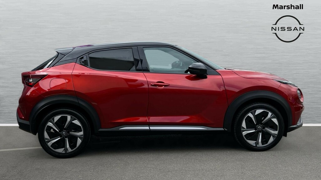 Nissan Juke Juke 1.6 Hybrid Tekna OW25EEV Red #3