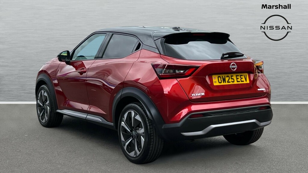 Nissan Juke Juke 1.6 Hybrid Tekna OW25EEV Red #2
