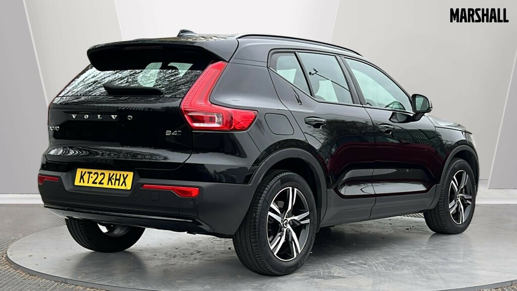 Volvo XC40 Xc40 2.0 B4p Plus Dark Awd Black #2