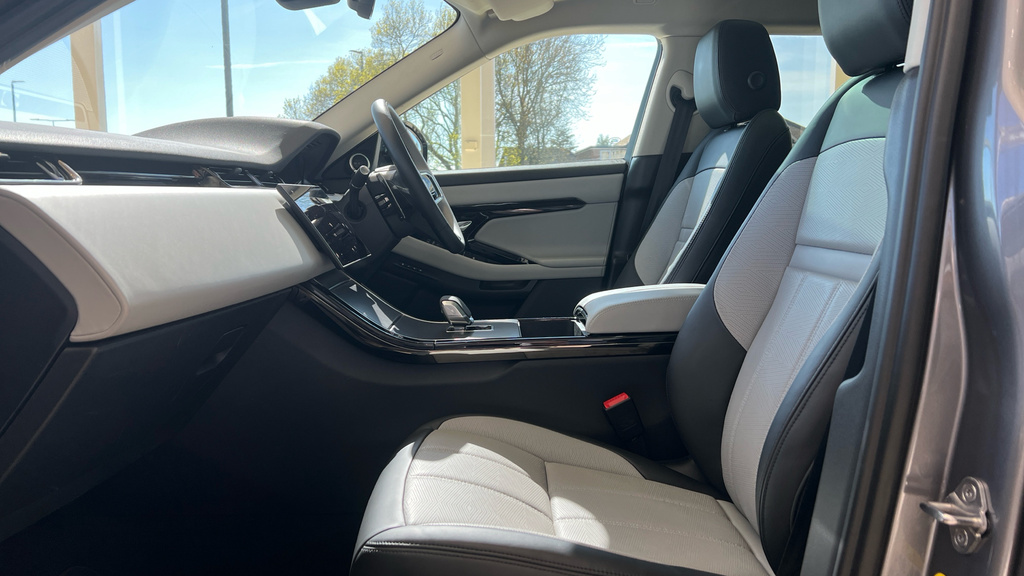 Land Rover Range Rover Evoque Range Rover Evoque 2.0 D200 Dynamic Hse KP74VRV Grey #3