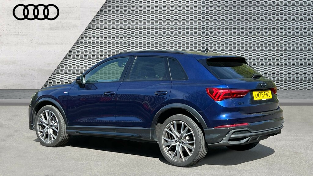 Audi Q3 Q3 35 Tfsi Black Edition S Tronic Tech Pack LM75FWZ Blue #3