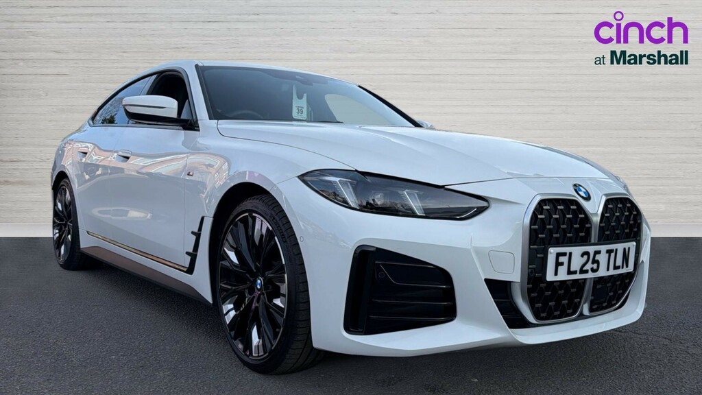 BMW 4 Series 4 Series 420I M Sport Step White