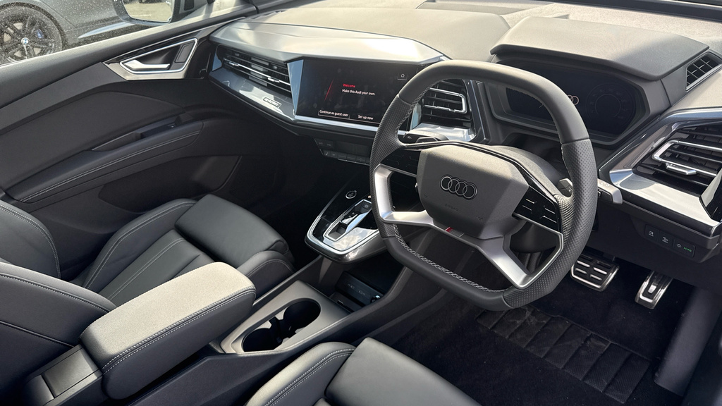 Audi Q4 E Tron Audi Q4 Sportback S Line 45 E-tron 210,00 Kw LV26OYR Grey #6