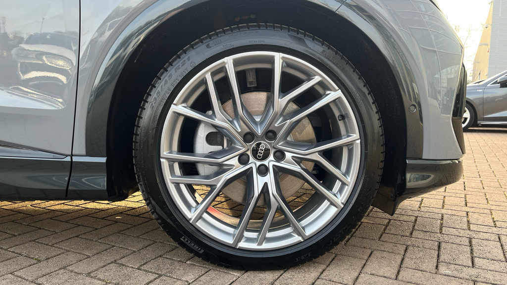 Audi Q4 E Tron Audi Q4 E-tron Estate 250Kw 55 Qtro 82Kwh Black Ed LV26OYA Grey #5