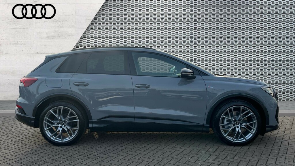 Audi Q4 E Tron Audi Q4 E-tron Estate 250Kw 55 Qtro 82Kwh Black Ed LV26OYA Grey #4