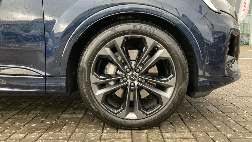 Audi Q7 Audi Q7 Estate 3.0 Tfsi Quattro 340 Black Edition Blue #5