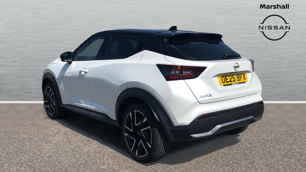 Nissan Juke Juke 1.0 Dig-t Tekna OE25BFX White #2