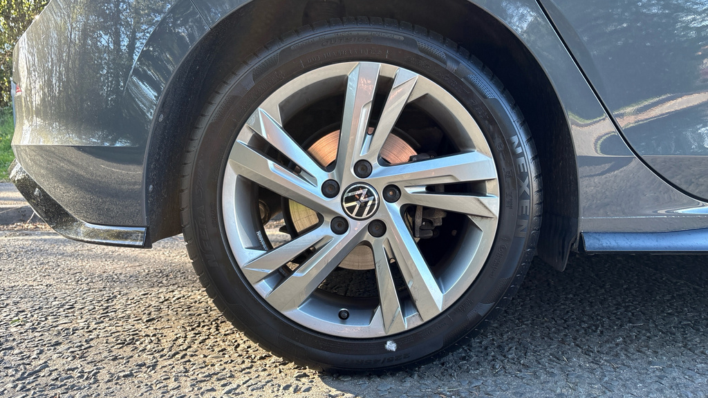 Volkswagen Golf Golf 1.5 Tsi 150 R-line RY24YCP Grey #5