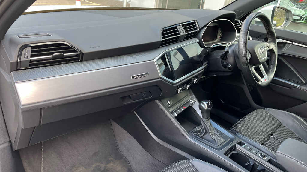 Audi Q3 Q3 35 Tfsi S Line S Tronic SH72WUY White #2