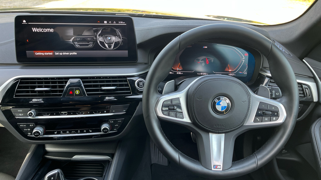 BMW 5 Series 5 Series 520D Mht M Sport Step HG73VYP Black #5