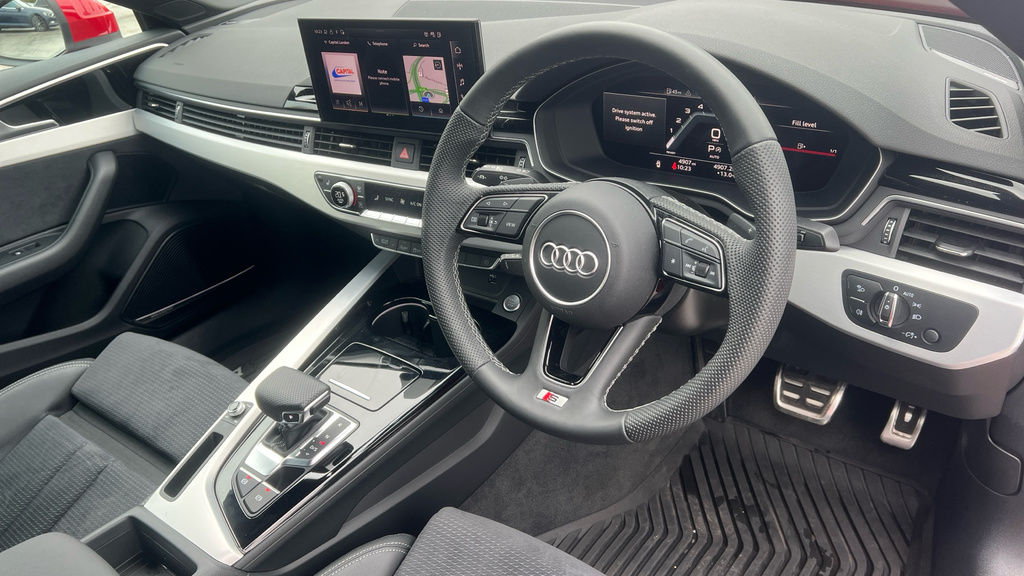 Audi A5 A5 40 Tfsi 204 S Line S Tronic GN74YPL Red #6