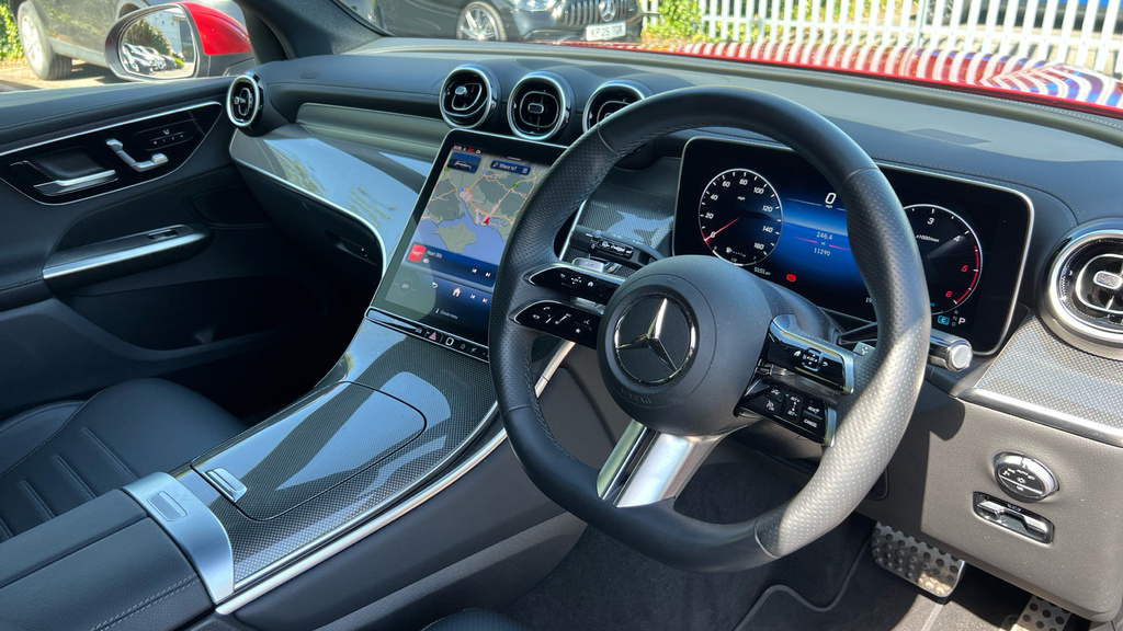 Mercedes-Benz GLC Class Glc 220D 4Matic Amg Line Premium 9G-tronic HX73YSR Red #3