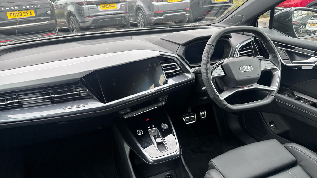 Audi Q4 E Tron Audi Q4 E-tron Estate 210Kw 45 82Kwh Black Edition WF26UWZ Blue #6