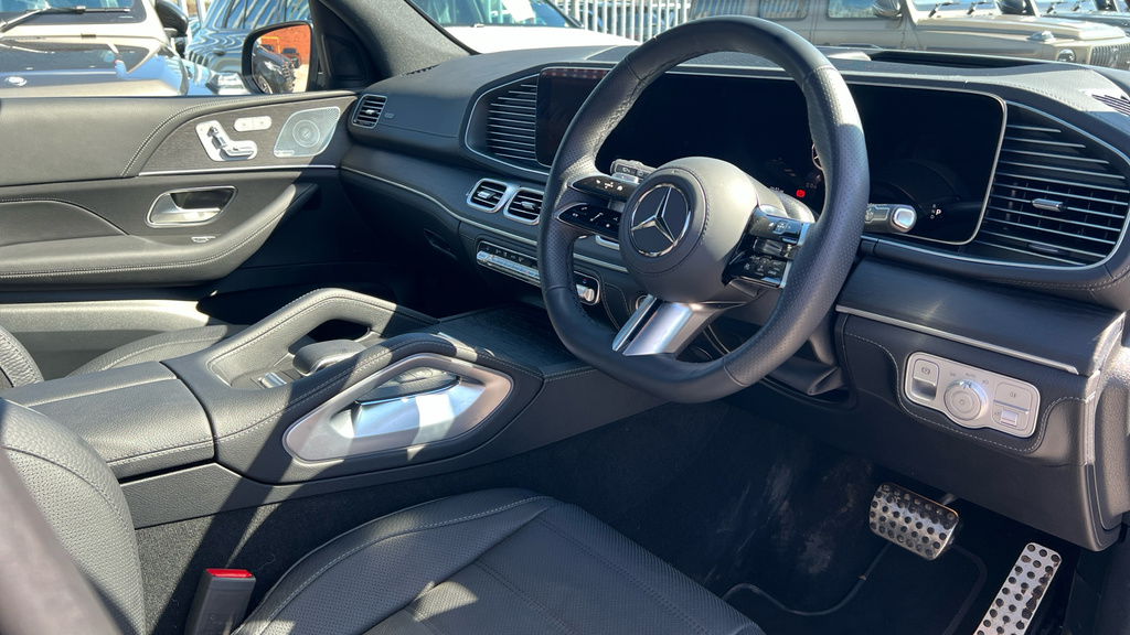 Mercedes-Benz GLS Class Gls 450D 4Matic Amg Line Premium 9G-tronic Black #3
