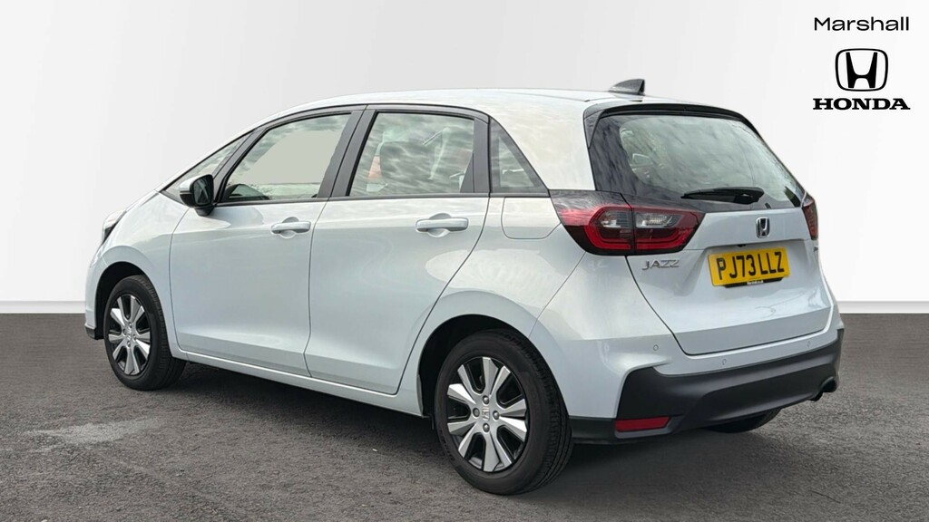 Honda Jazz Jazz 1.5 I-mmd Hybrid Elegance Ecvt PJ73LLZ White #3