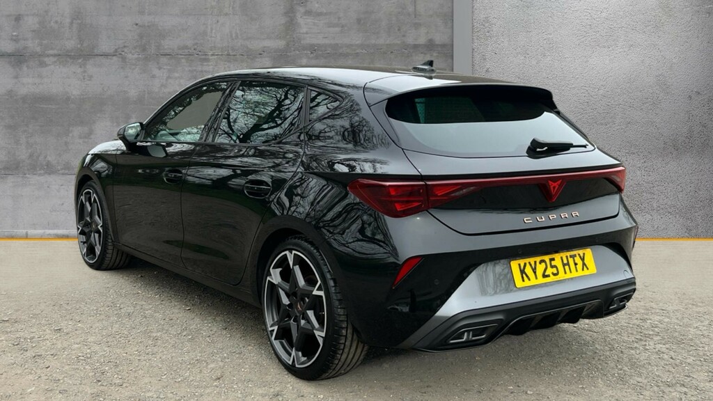 Cupra Leon Leon 1.5 Tsi 150 V2 KY25HTX Black #3