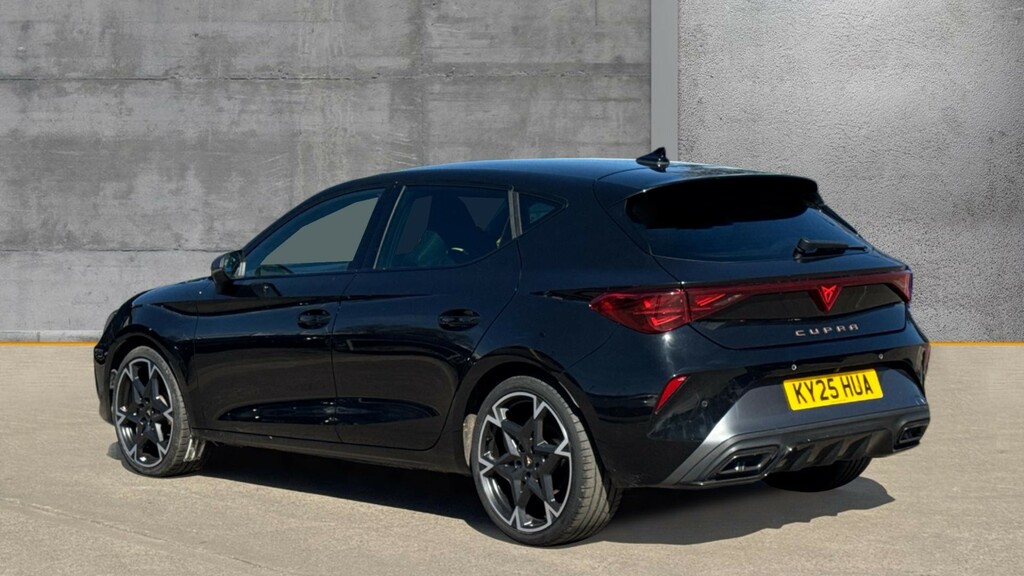 Cupra Leon Leon 1.5 Tsi 150 V2 KY25HUA Black #3