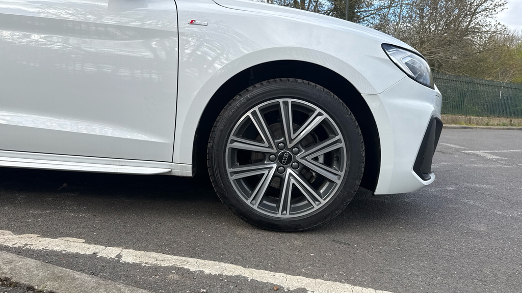 Audi A1 Audi A1 Sportback S Line 35 Tfsi 150 Ps S Tronic LV26FYX White #5