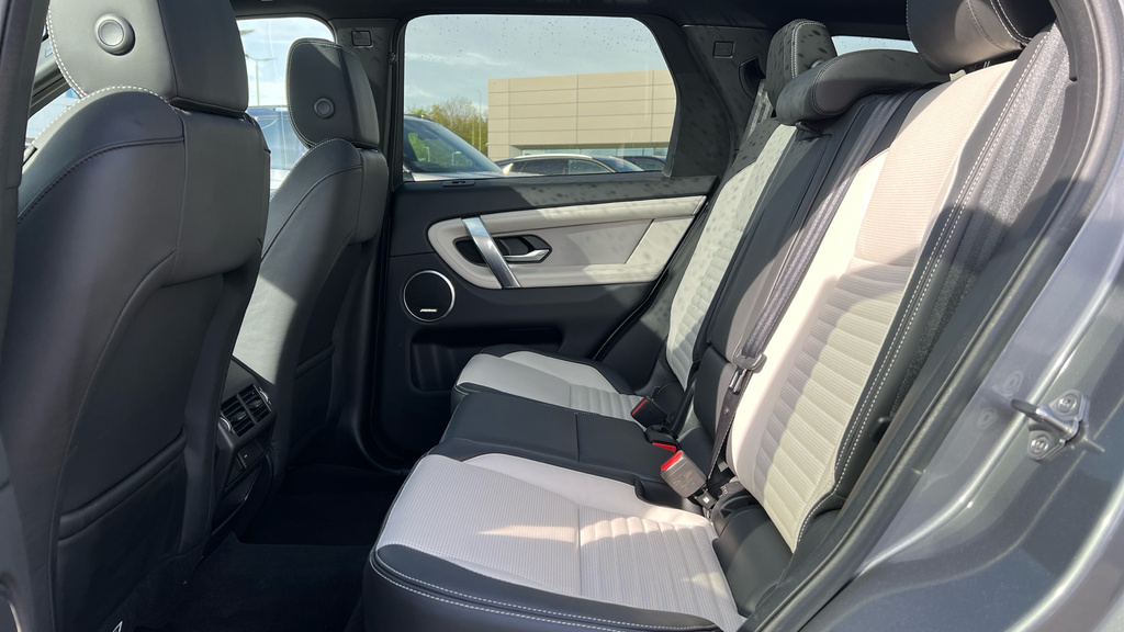 Land Rover Discovery Sport Discovery Sport 2.0 D200 R-dynamic Hse Grey #4