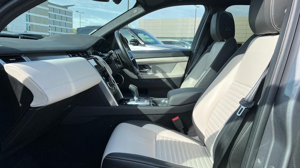 Land Rover Discovery Sport Discovery Sport 2.0 D200 R-dynamic Hse Grey #3