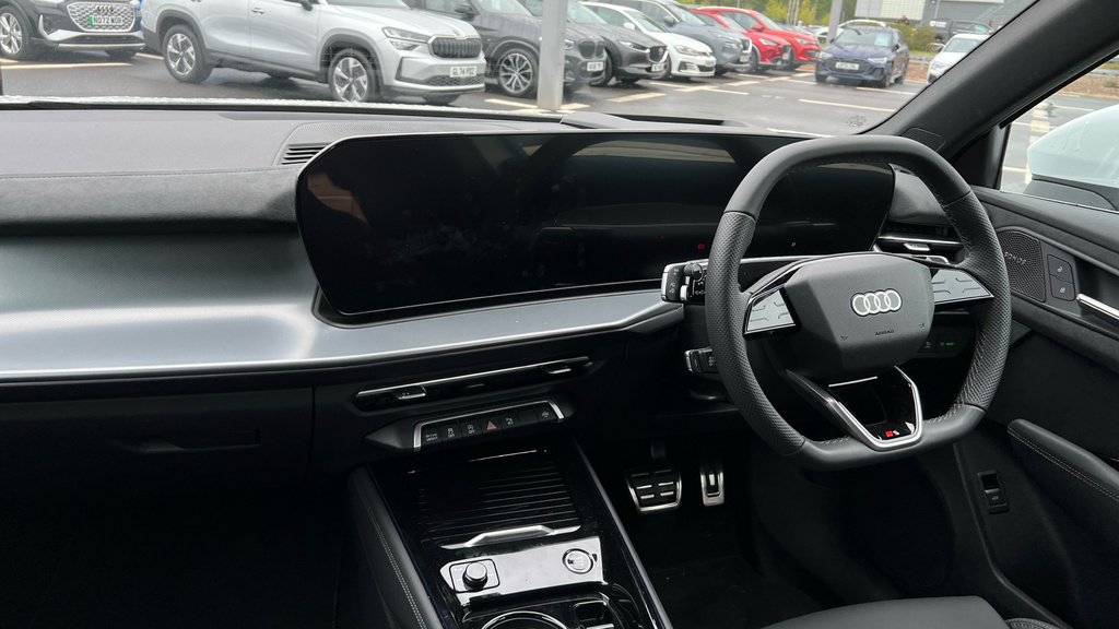 Audi Q3 Audi Q3 Estate 1.5 Tfsi S Line S Tronic WF26YDX White #2