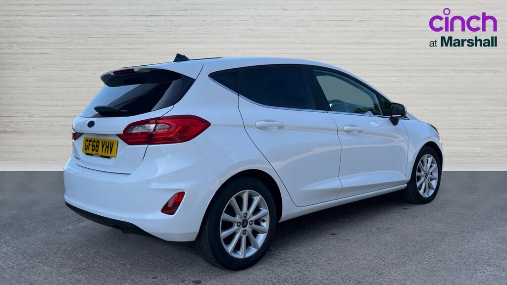 Ford Fiesta Fiesta 1.0 Ecoboost Titanium GF68YHV White #3