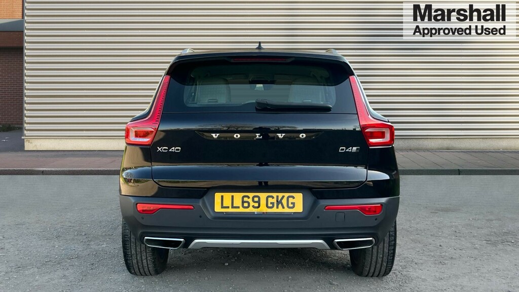 Volvo XC40 Xc40 2.0 D4 190 Inscription Pro Awd Geartron LL69GKG Black #4