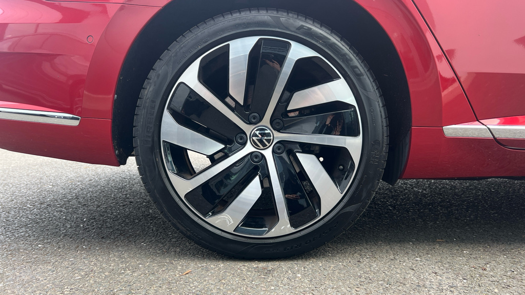 Volkswagen Arteon Arteon 1.4 Tsi Ehybrid R-line Dsg Red #5
