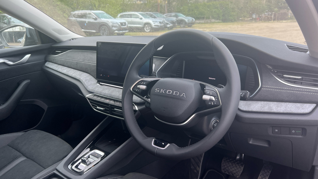 Skoda Octavia Octavia 2.0 Tdi 150 Se L Dsg KM75ZRF Grey #6