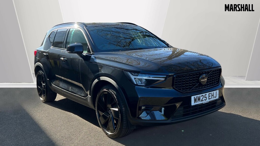Volvo XC40 Xc40 2.0 B4p Plus Black Edition WM25EHJ Black