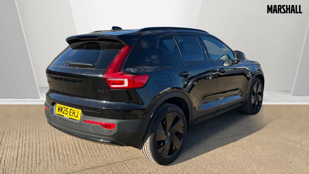 Volvo XC40 Xc40 2.0 B4p Plus Black Edition WM25EHJ Black #2