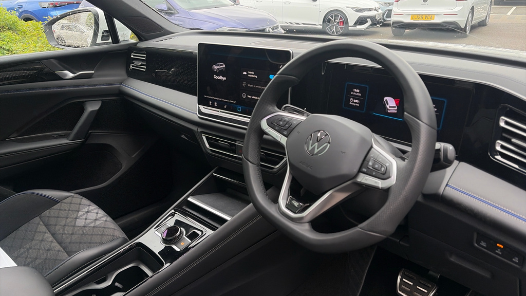 Volkswagen Tiguan Tiguan 2.0 Tdi R-line Dsg LJ75WHD White #6