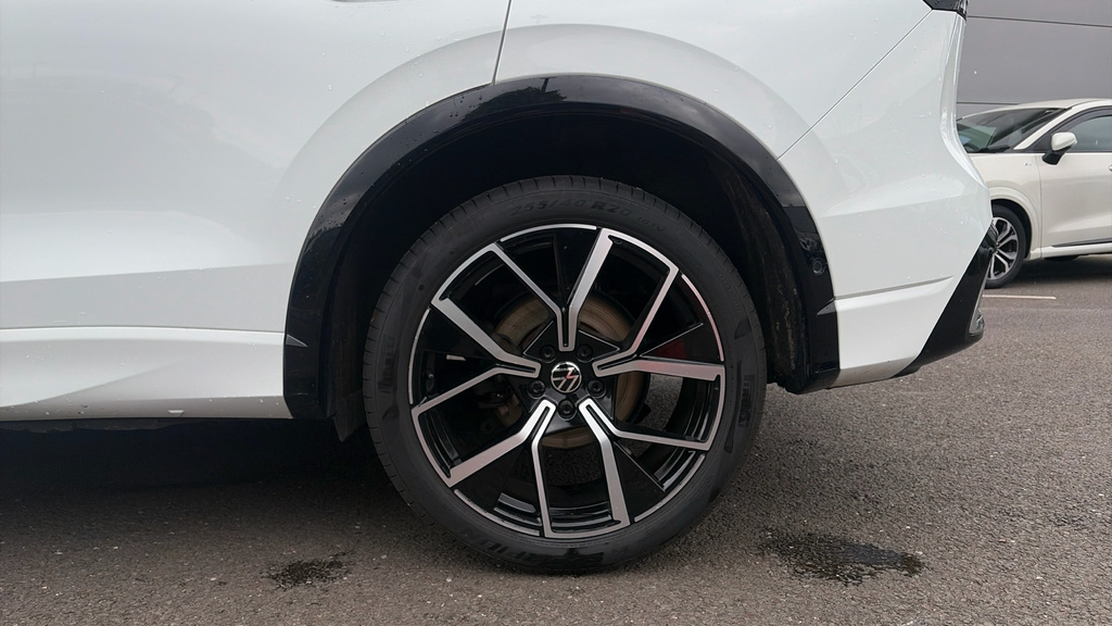 Volkswagen Tiguan Tiguan 2.0 Tdi R-line Dsg LJ75WHD White #5