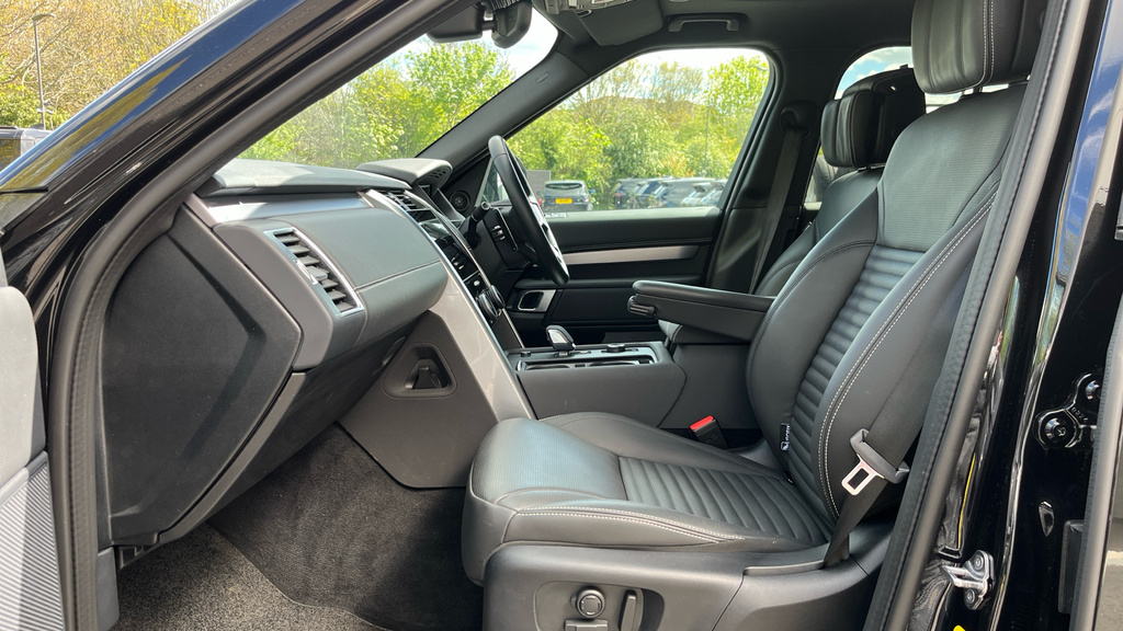 Land Rover Discovery Discovery 3.0 D350 Dynamic Hse KT74TKU Black #3