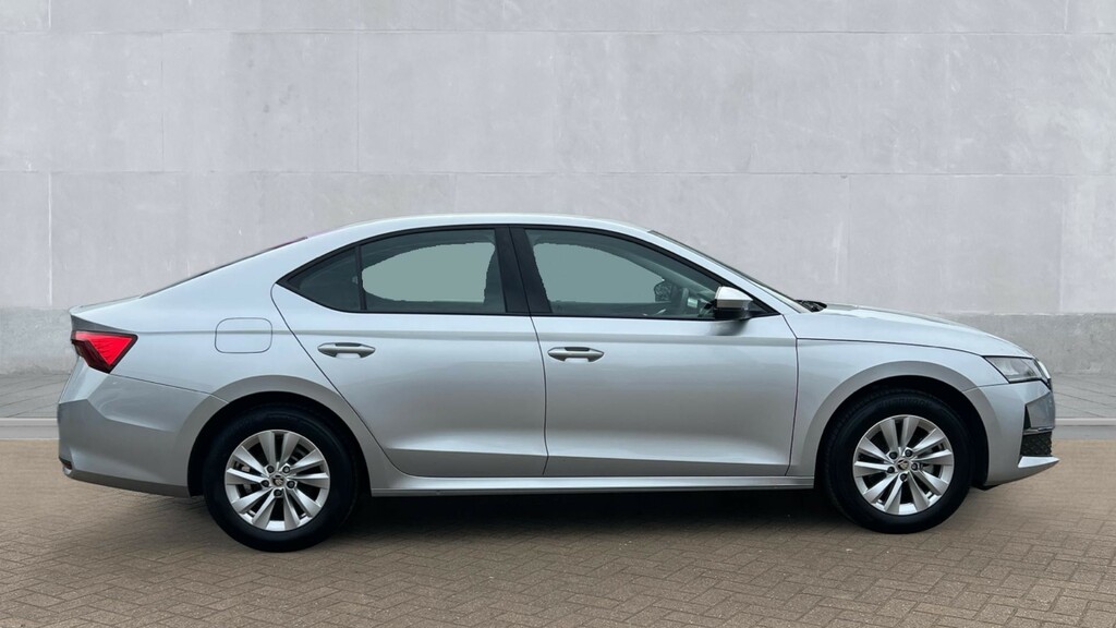 Skoda Octavia Octavia 1.5 Tsi Se Technology Silver #4