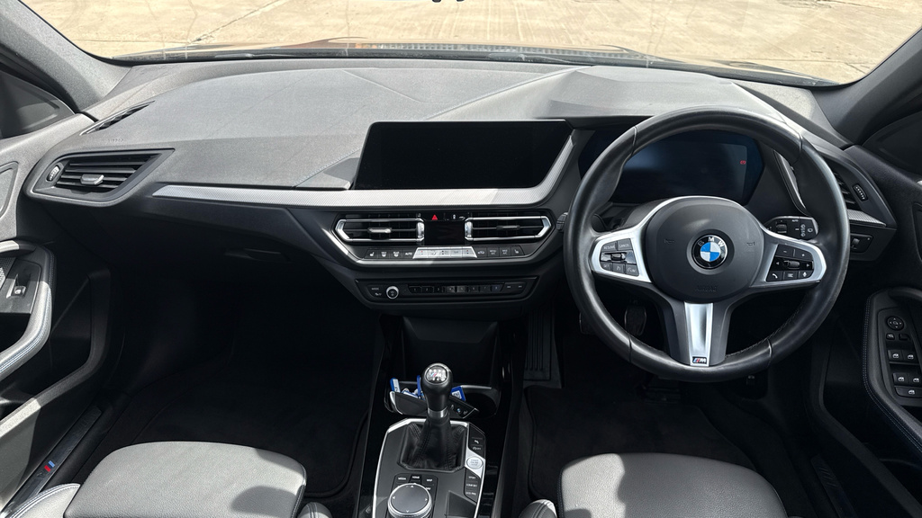 BMW 1 Series 1 Series 118I 136 M Sport Live Cockpit Prof YV73PDX Black #4