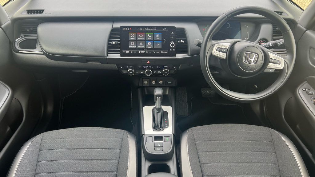 Honda Jazz Jazz 1.5 I-mmd Hybrid Crosstar Advance Ecvt HT74FTK Black #4