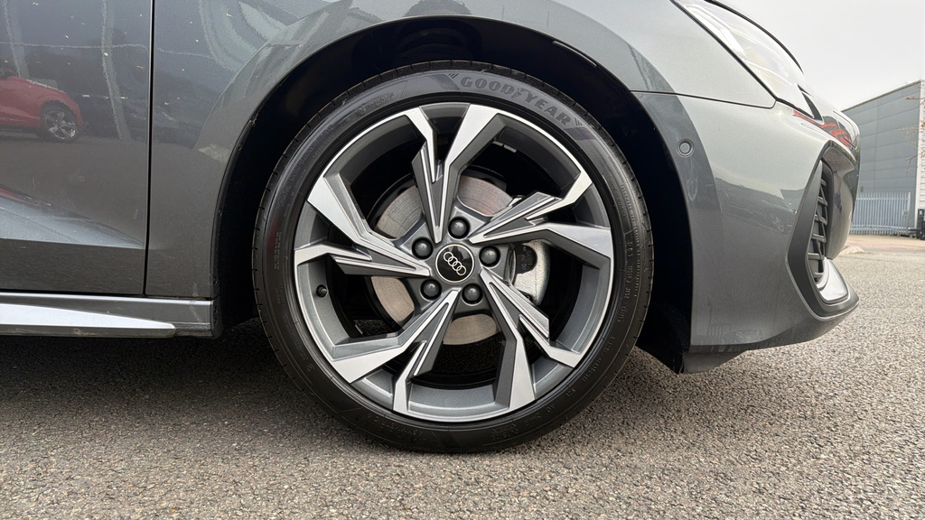 Audi A3 A3 1.5 Tfsi 150 S Line S Tronic GN75XJF Grey #5