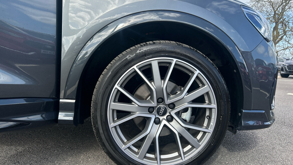 Audi Q3 Q3 35 Tfsi Black Edition S Tronic 20 Alloy LS75YTX Grey #5