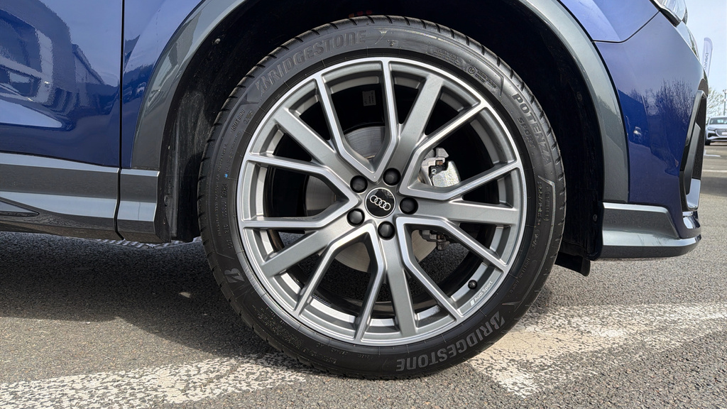 Audi Q3 Q3 35 Tfsi Black Edition S Tronic 20 Alloy Blue #5