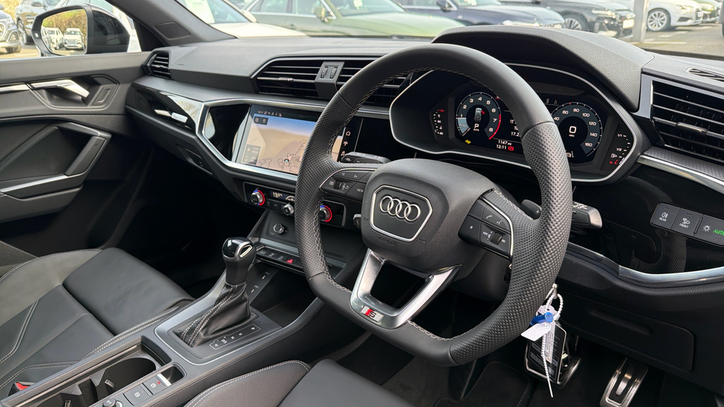 Audi Q3 Q3 35 Tfsi Black Edition S Tronic 20 Alloy LS75XJO Black #6