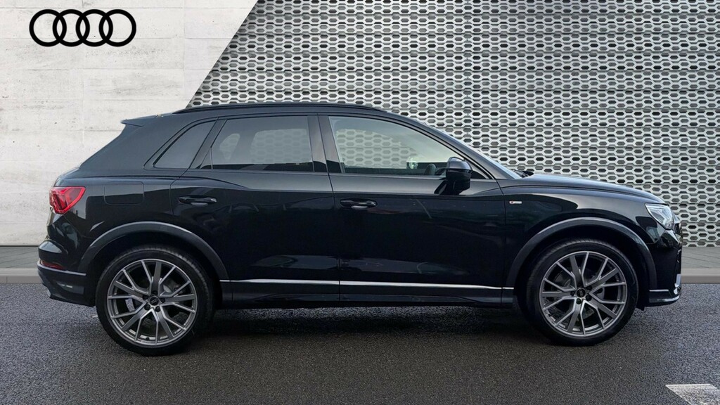 Audi Q3 Q3 35 Tfsi Black Edition S Tronic 20 Alloy LS75XJO Black #4
