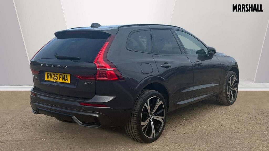 Volvo XC60 Xc60 2.0 B5p Ultra Dark Awd Geartronic RV25FMA Grey #2