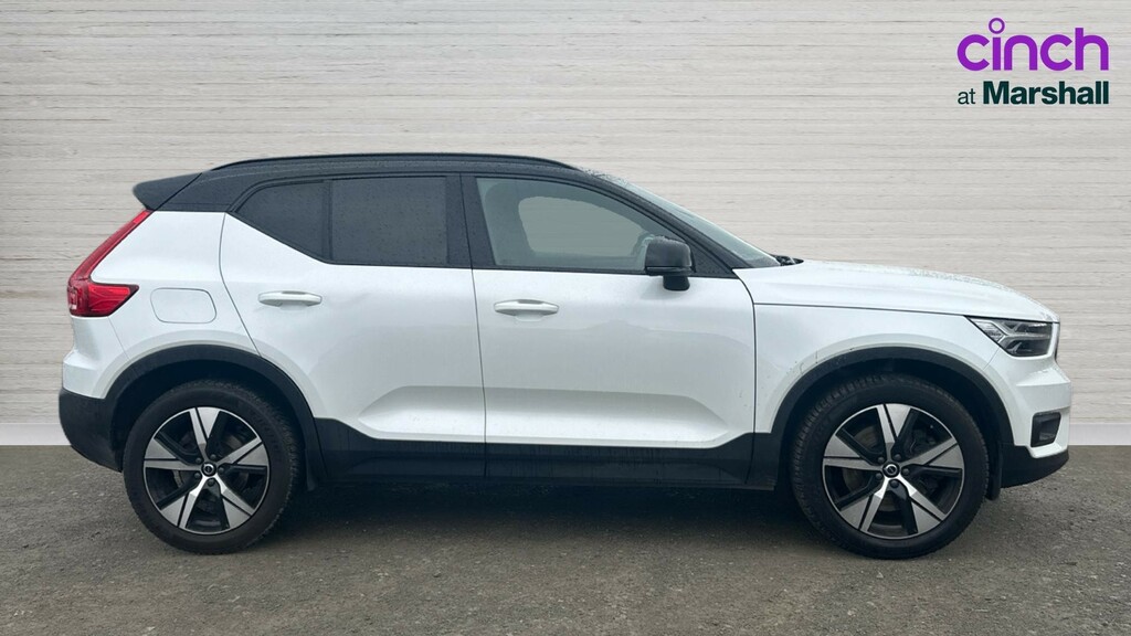 Volvo XC40 Xc40 1.5 T5 Recharge Phev R Design YR71UNY White #2