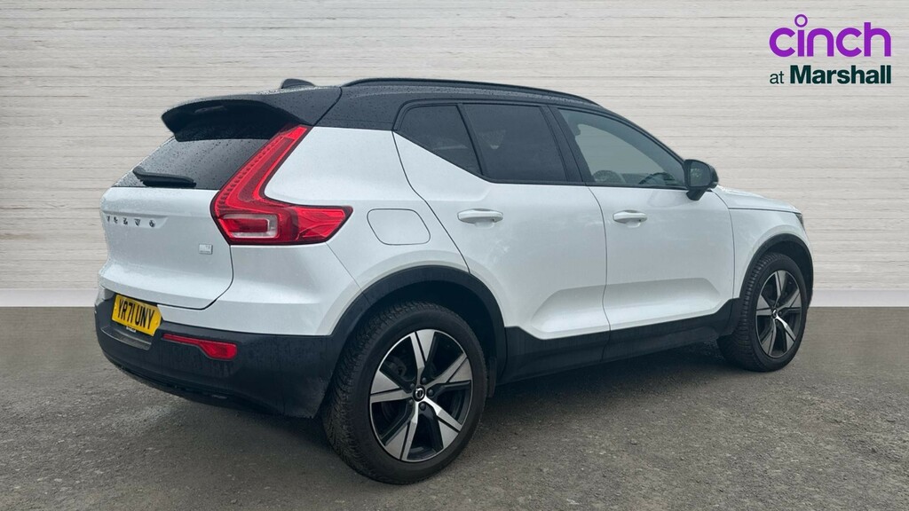 Volvo XC40 Xc40 1.5 T5 Recharge Phev R Design YR71UNY White #3
