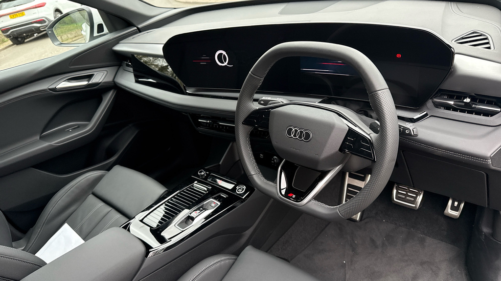 Audi Q6 E-Tron Audi Q6 E-tron Estate 225Kw Performance 100Kwh S L LX26OPL White #6